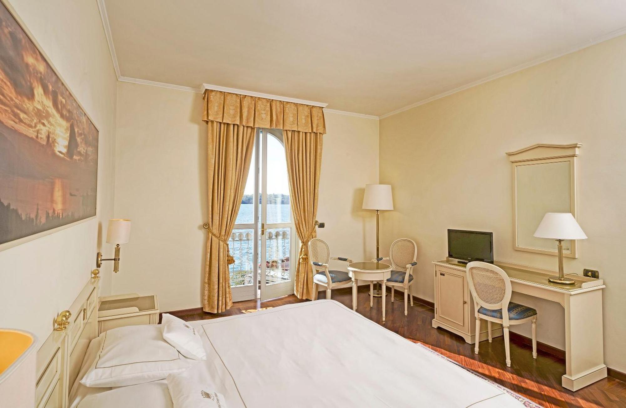 Hotel Savoy Palace Gardone Riviera Luaran gambar