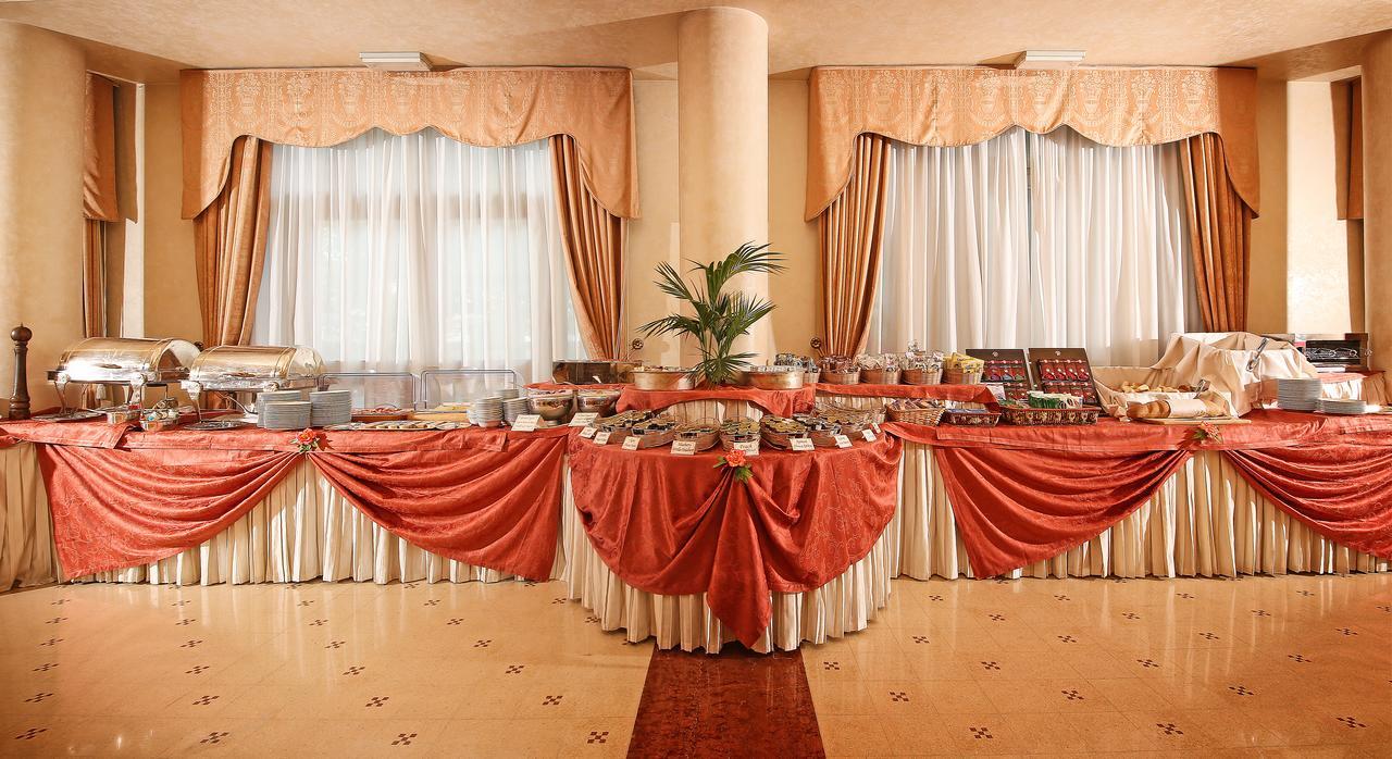 Hotel Savoy Palace Gardone Riviera Luaran gambar