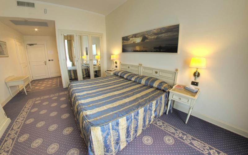 Hotel Savoy Palace Gardone Riviera Luaran gambar