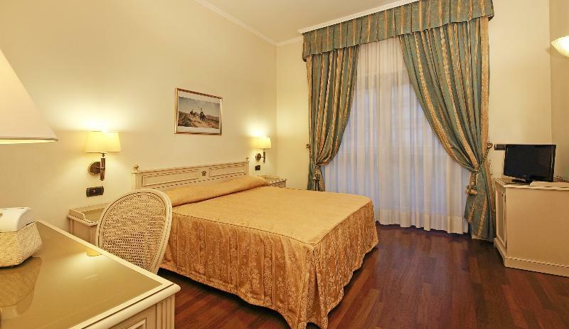 Hotel Savoy Palace Gardone Riviera Luaran gambar